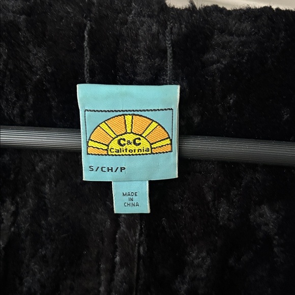 C&C California Reversible Faux-Leather Moto Vest Black - Picture 6 of 9